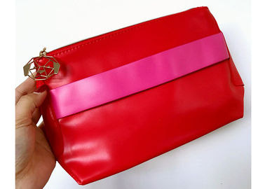 China O saco cosmético das mulheres bonitas de couro lisas/composição bonito ensaca para mulheres fornecedor